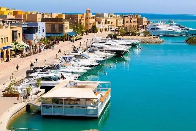El Gouna Abo Tig Marina 1 Bedroom And 1 Bedroom At The Roof Appartement